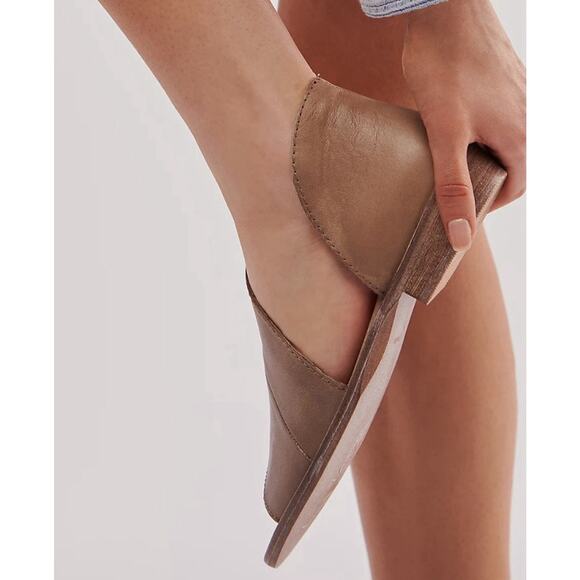 Free People Mont Blanc Gray Leather SlipOn D’Orsay Sandal Sz 8.5 39 Boho Chic EC - Picture 5 of 16